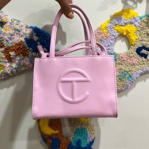 Small bubble gum Telfar bag